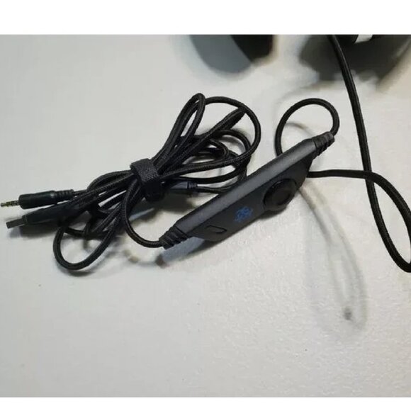 Hunterspider V-4 Pro Gaming Headset 3.5mm 4 Pin for Computers, PS4, Xbox One - Picture 3 of 4